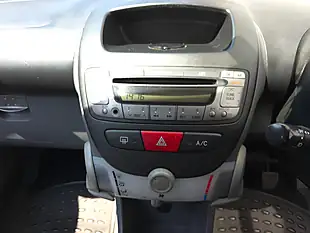 Used 2008 Toyota Aygo Platinum Silver - Interior and Exterior details 13