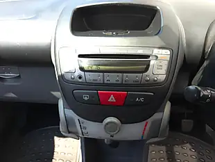 Used 2008 Toyota Aygo Platinum Silver - Interior and Exterior details 20