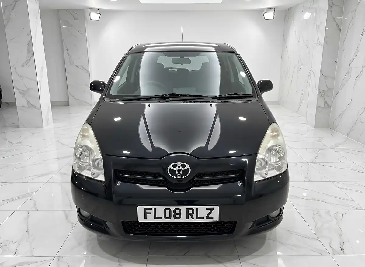 Used 2008 Toyota Corolla Verso Sr Black - Interior and Exterior details 2