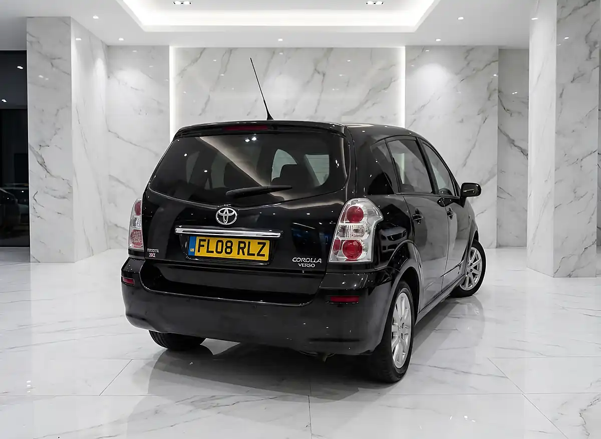 Used 2008 Toyota Corolla Verso Sr Black - Interior and Exterior details 4