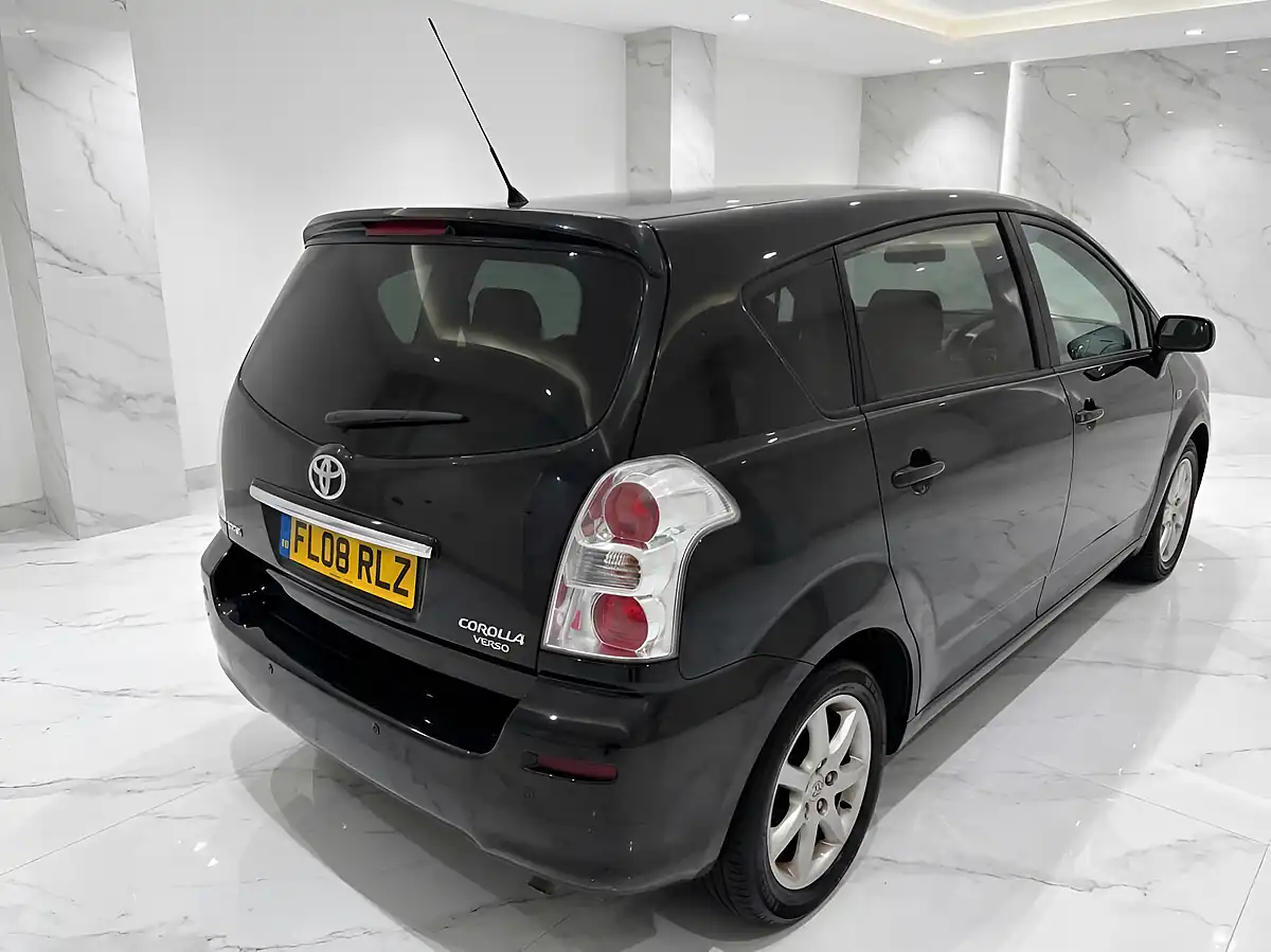 Used 2008 Toyota Corolla Verso Sr Black - Interior and Exterior details 9