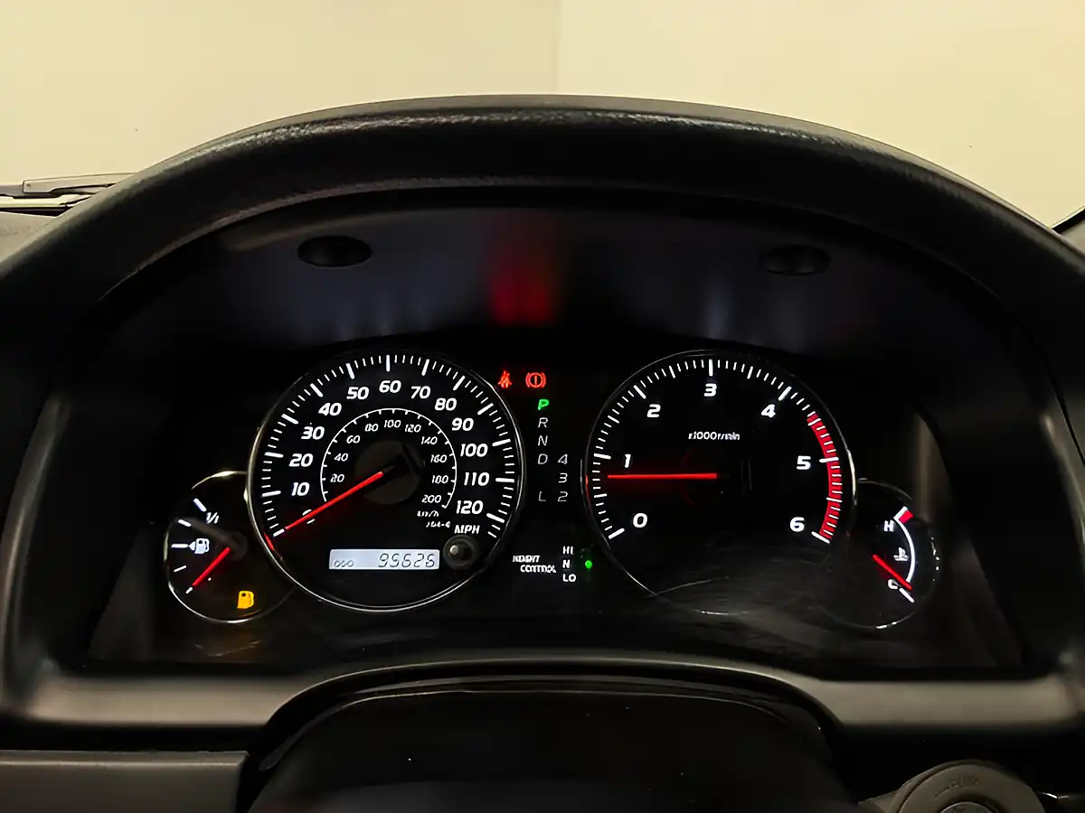 Used 2008 Toyota Land Cruiser Invincible Grey - Interior and Exterior details 15