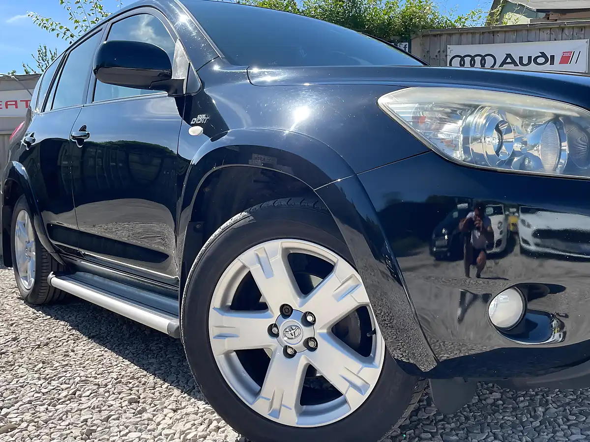 Used 2008 Toyota RAV4 Sr Black - Interior and Exterior details 14