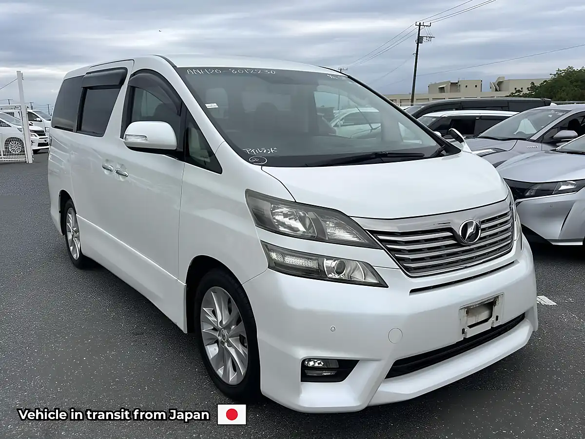 Used 2008 Toyota Vellfire Z (7 Seater) White - Front View