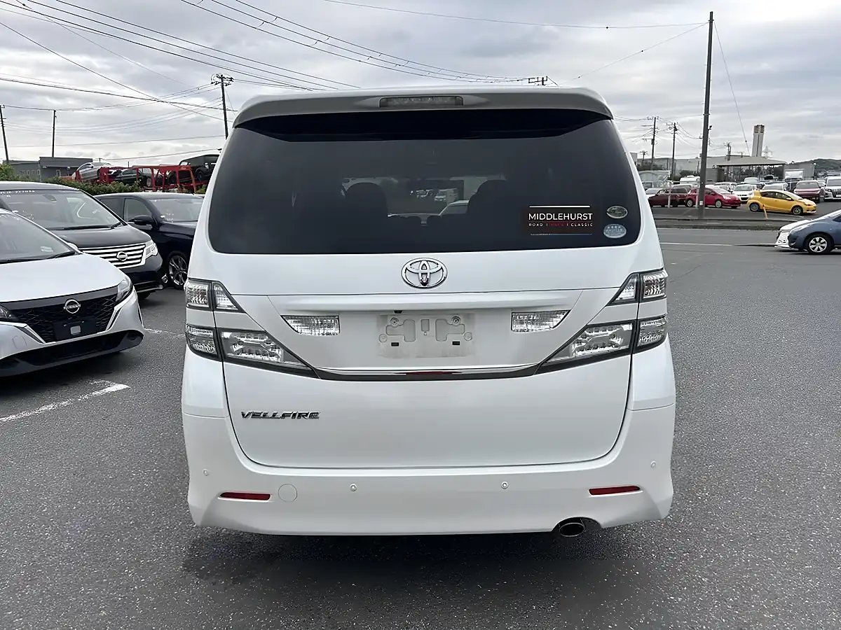 Used 2008 Toyota Vellfire Z (7 Seater) White - Interior and Exterior details 9