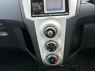 Used 2008 Toyota Yaris Sr Black - Interior and Exterior details 17