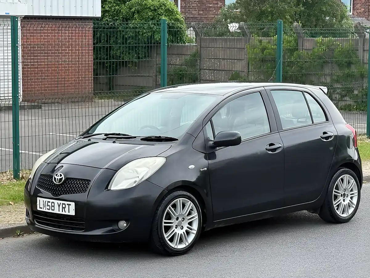 Used 2008 Toyota Yaris Sr Black - Interior and Exterior details 7