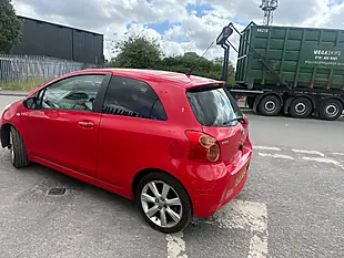 Used 2008 Toyota Yaris Sr - Interior and Exterior details 3