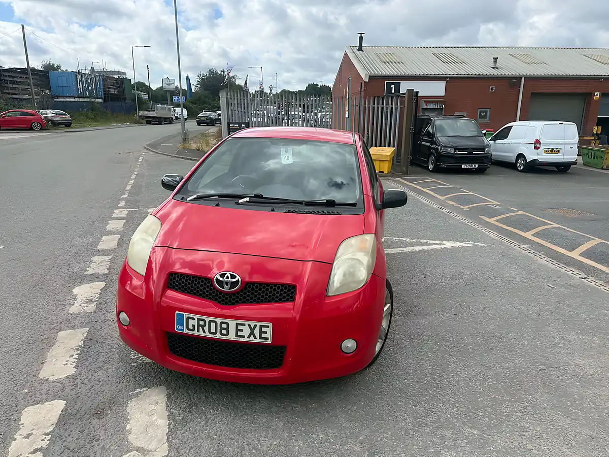 Used 2008 Toyota Yaris Sr - Interior and Exterior details 5