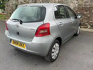 Used 2008 Toyota Yaris T3 Silver - Interior and Exterior details 6