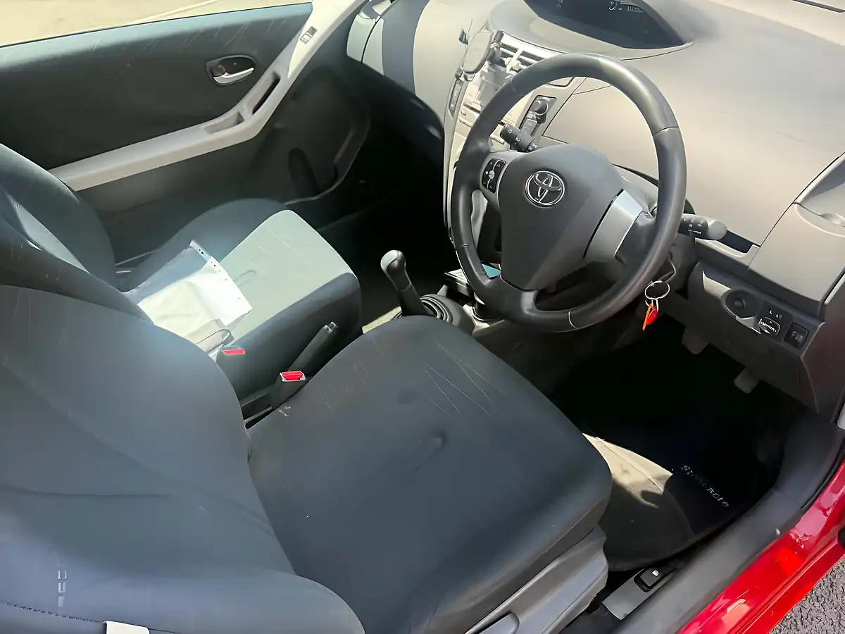 Used 2008 Toyota Yaris Tr - Interior and Exterior details 13