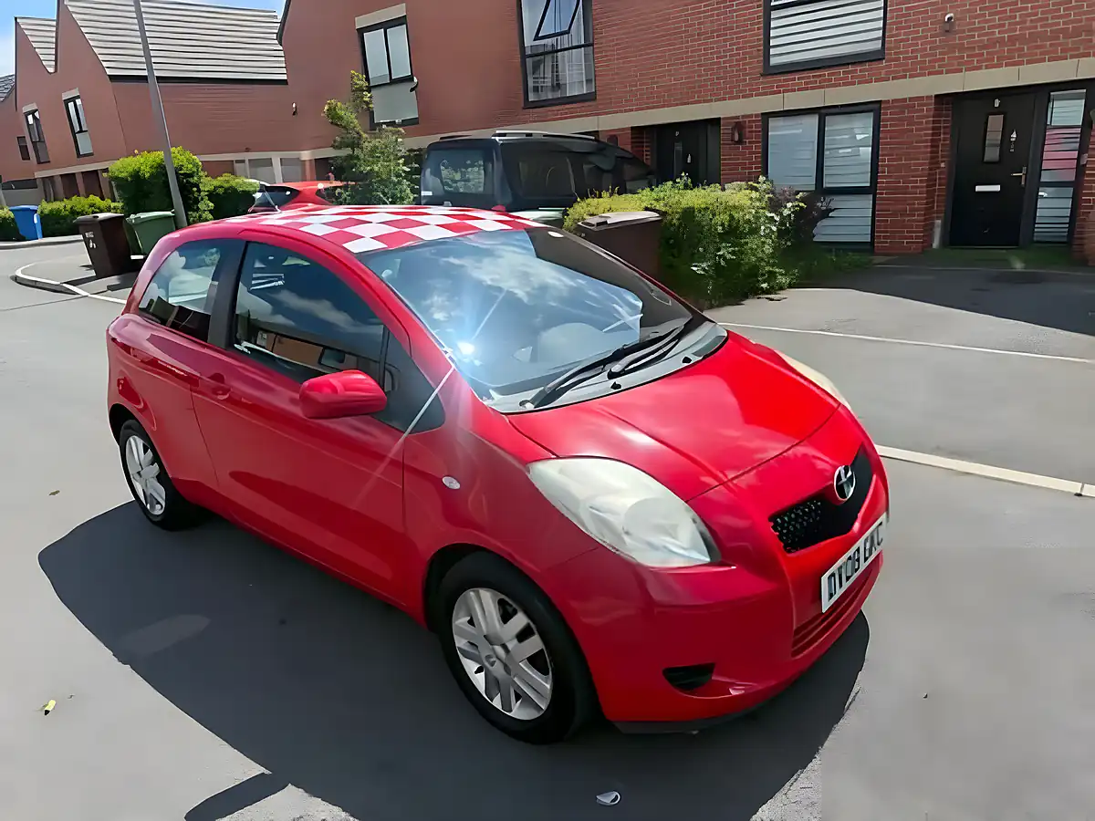 Used 2008 Toyota Yaris Tr - Interior and Exterior details 2