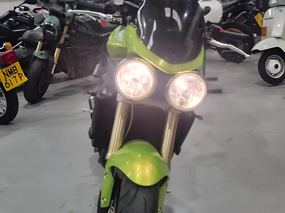 Used 2008 Triumph Street Triple Green - Interior and Exterior details 4