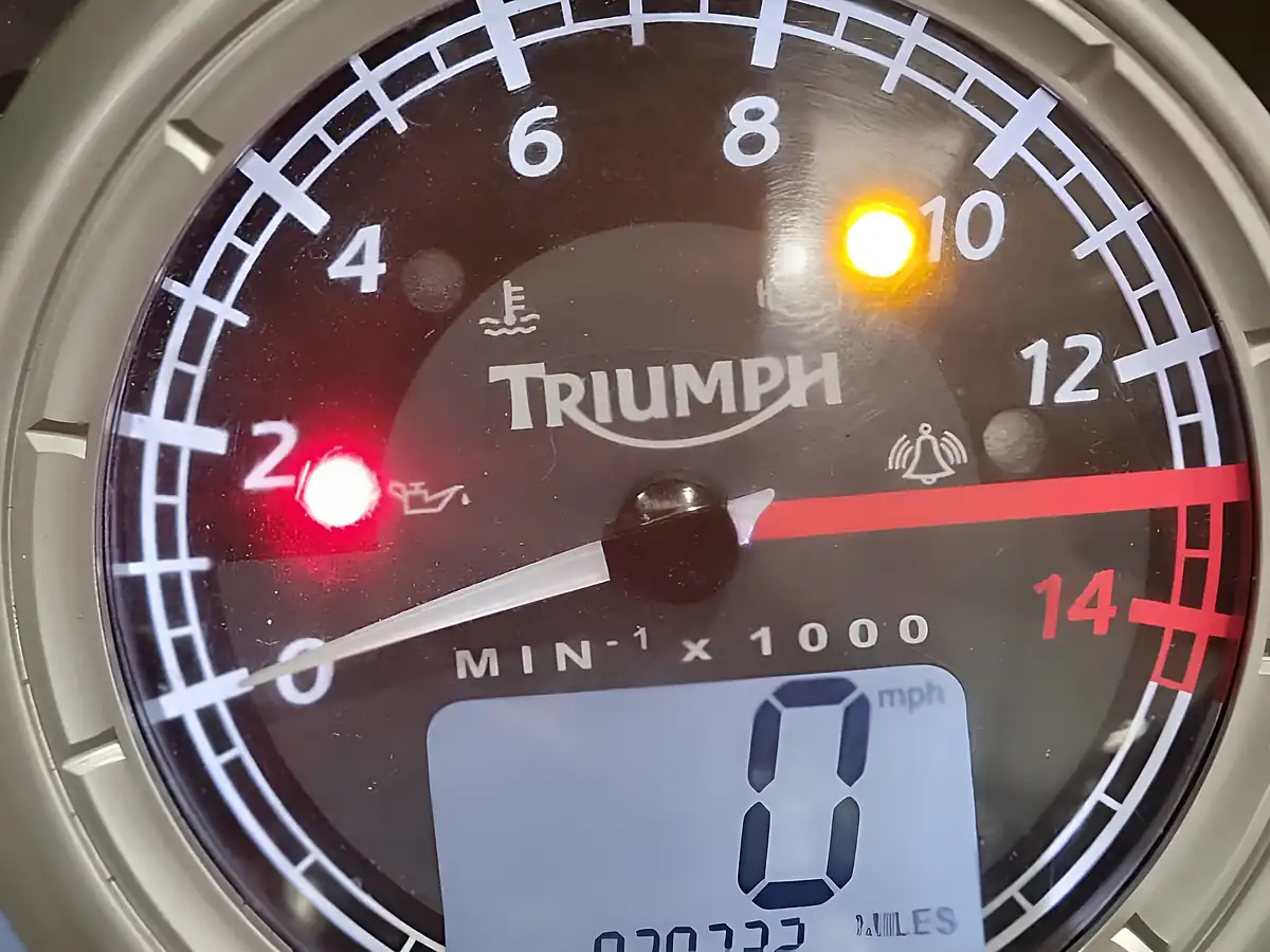 Used 2008 Triumph Street Triple Green - Interior and Exterior details 8