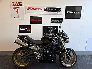 Used 2008 Triumph Street Triple - Interior and Exterior details 8