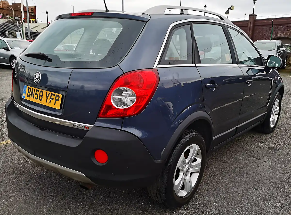 Used 2008 Vauxhall Antara Blue - Interior and Exterior details 5