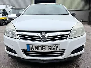 Used 2008 Vauxhall Astra Club White - Interior and Exterior details 8