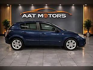 Used 2008 Vauxhall Astra Design a Blue - Interior and Exterior details 3
