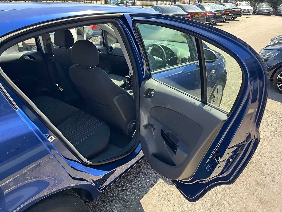 Used 2008 Vauxhall Corsa Club Blue - Interior and Exterior details 11