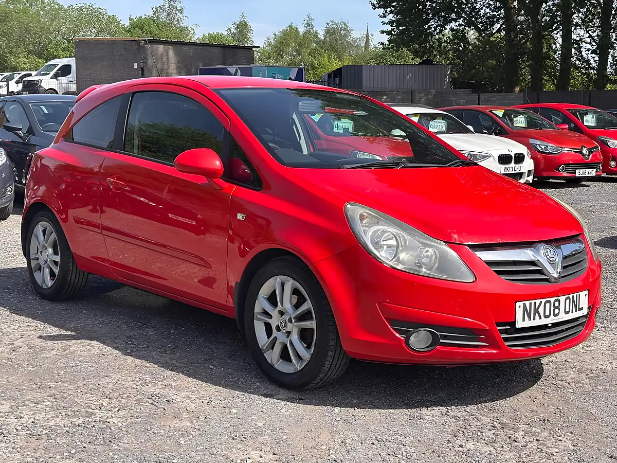 Used 2008 Vauxhall Corsa Sxi Red - Front View