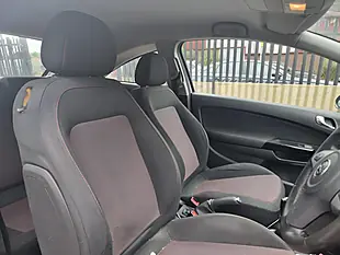 Used 2008 Vauxhall Corsa Sxi Silver - Interior and Exterior details 6