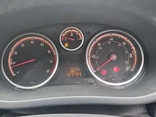 Used 2008 Vauxhall Corsa Sxi Silver - Interior and Exterior details 9