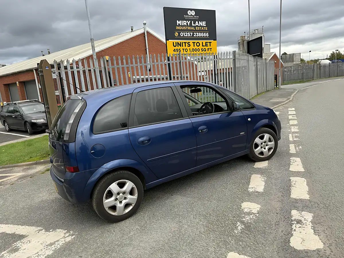 Used 2008 Vauxhall Meriva Design - Interior and Exterior details 11