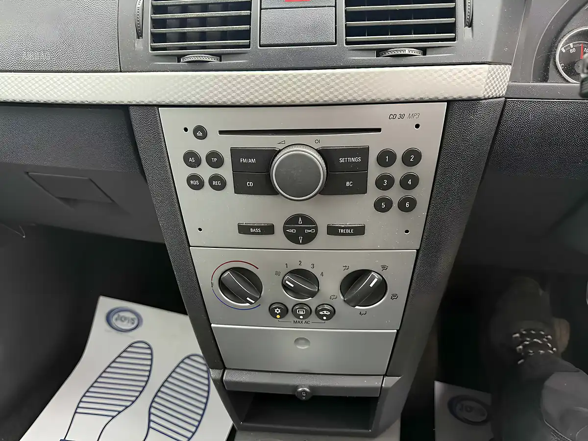 Used 2008 Vauxhall Meriva Design - Interior and Exterior details 18