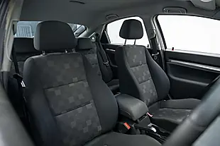 Used 2008 Vauxhall Vectra Sri Silver - Interior and Exterior details 10
