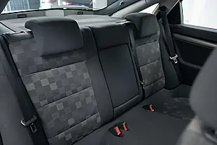 Used 2008 Vauxhall Vectra Sri Silver - Interior and Exterior details 11