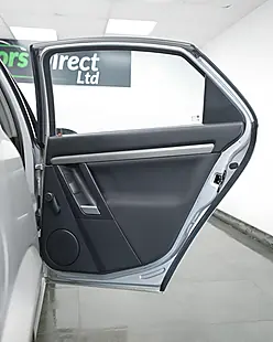 Used 2008 Vauxhall Vectra Sri Silver - Interior and Exterior details 13