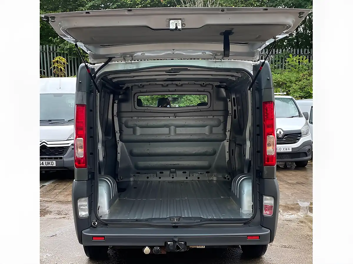 Used 2008 Vauxhall Vivaro Panel Van L1 Silver - Interior and Exterior details 15