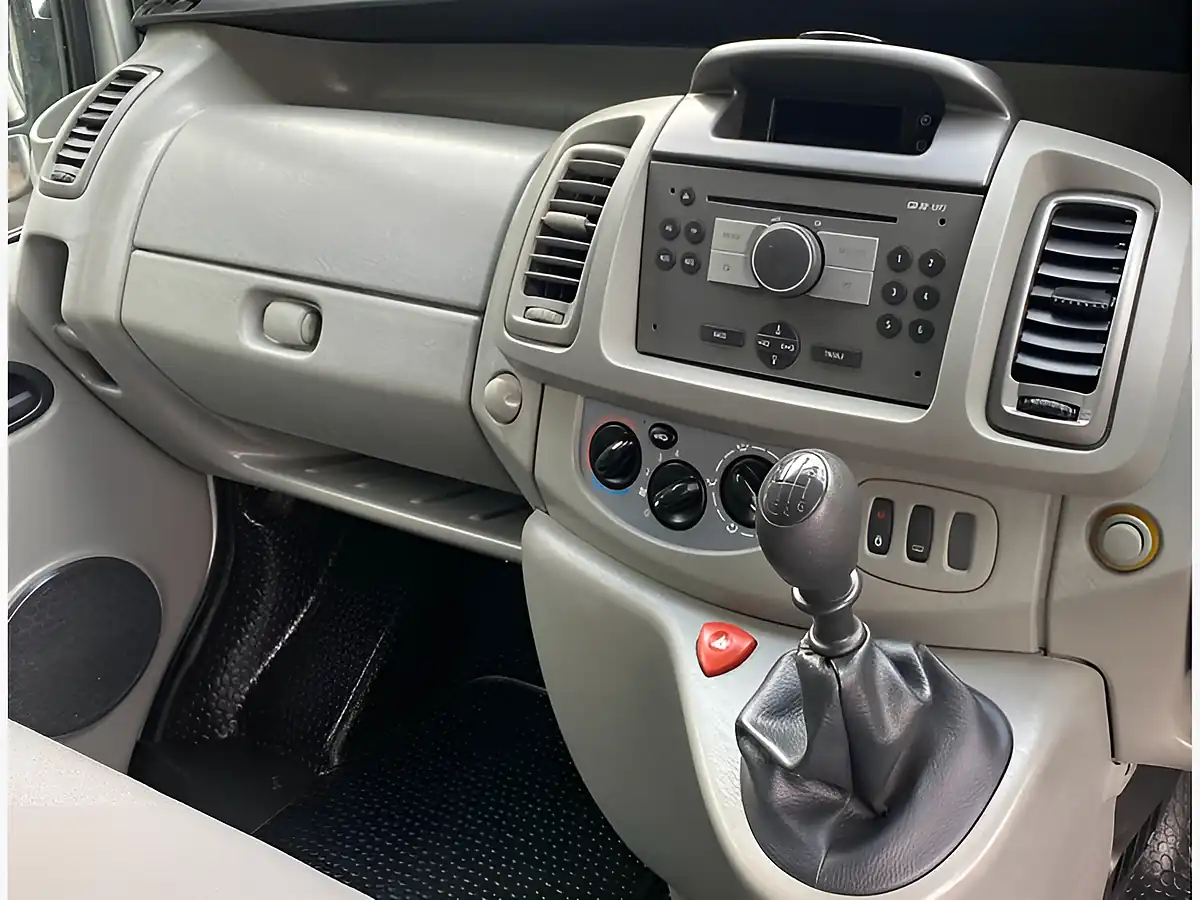 Used 2008 Vauxhall Vivaro Panel Van L1 Silver - Interior and Exterior details 18