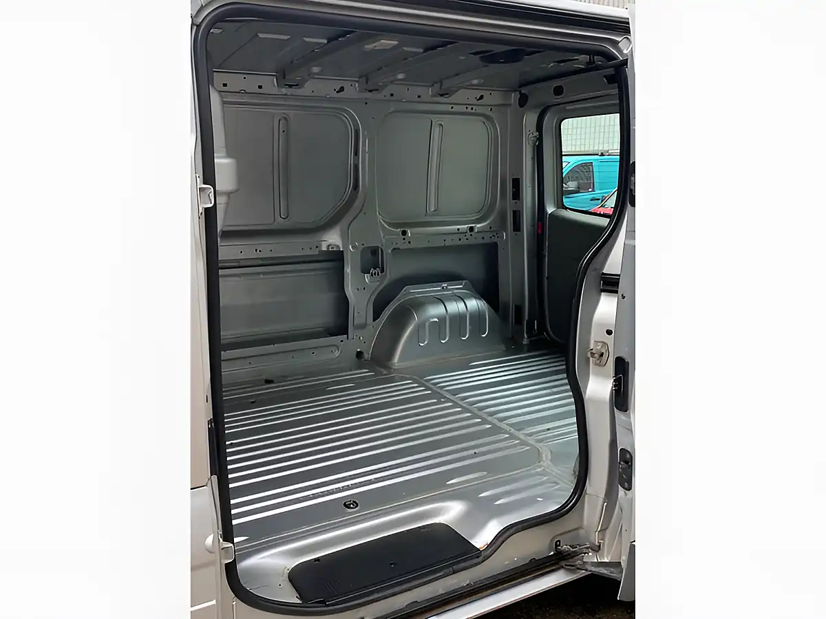 Used 2008 Vauxhall Vivaro Panel Van L1 Silver - Interior and Exterior details 20