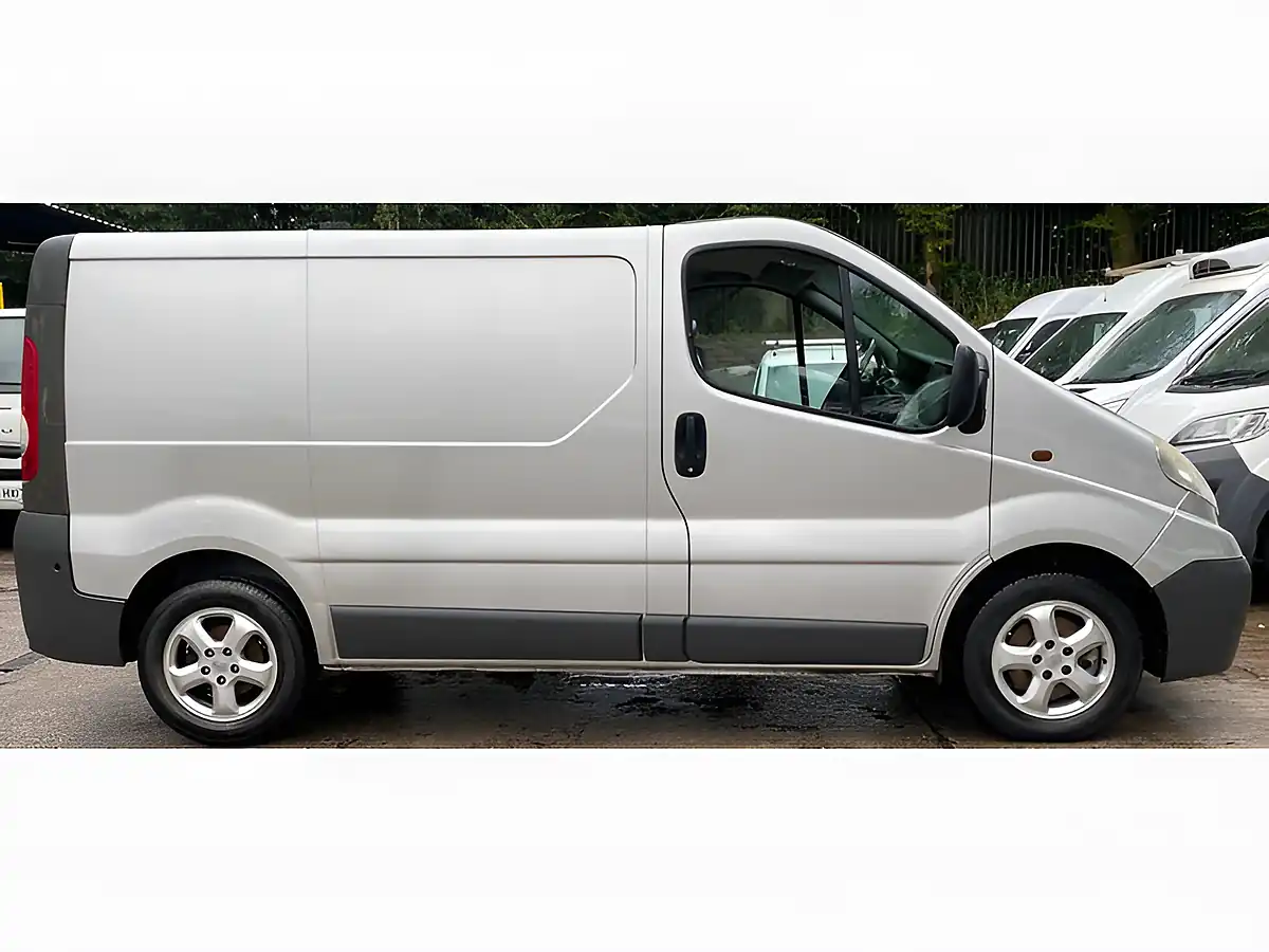 Used 2008 Vauxhall Vivaro Panel Van L1 Silver - Interior and Exterior details 5