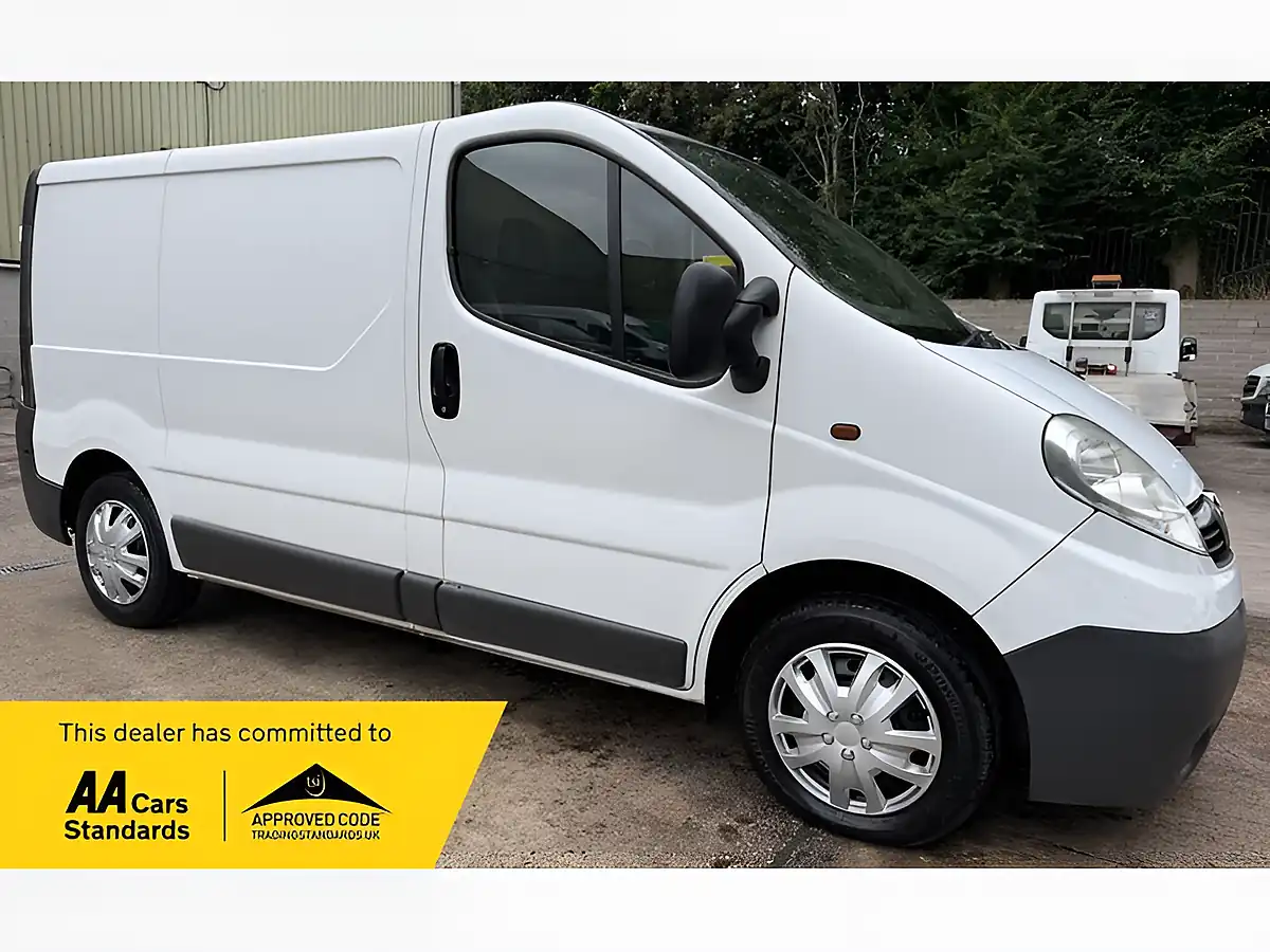 Used 2008 Vauxhall Vivaro Panel Van L3 Blue - Front View