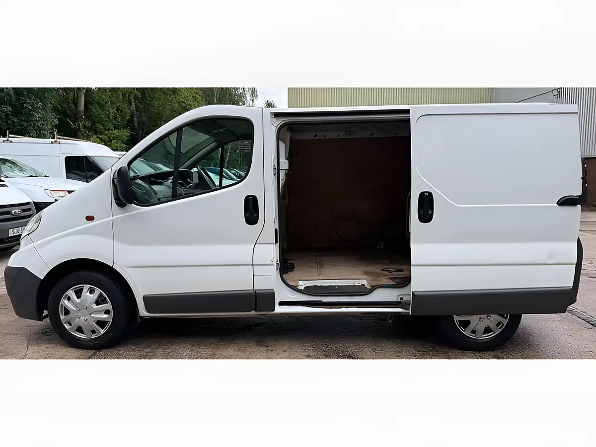Used 2008 Vauxhall Vivaro Panel Van L3 Blue - Interior and Exterior details 18