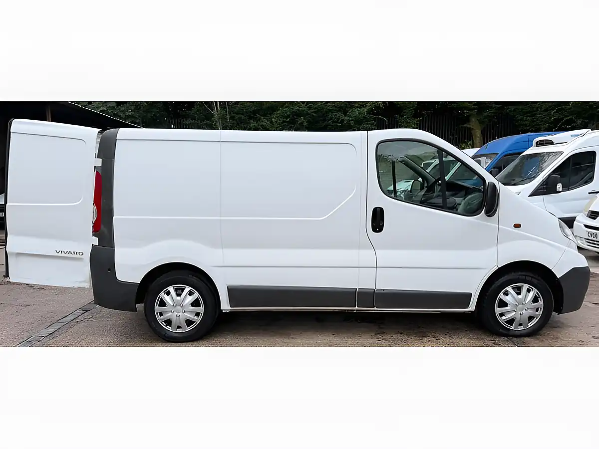 Used 2008 Vauxhall Vivaro Panel Van L3 Blue - Interior and Exterior details 19