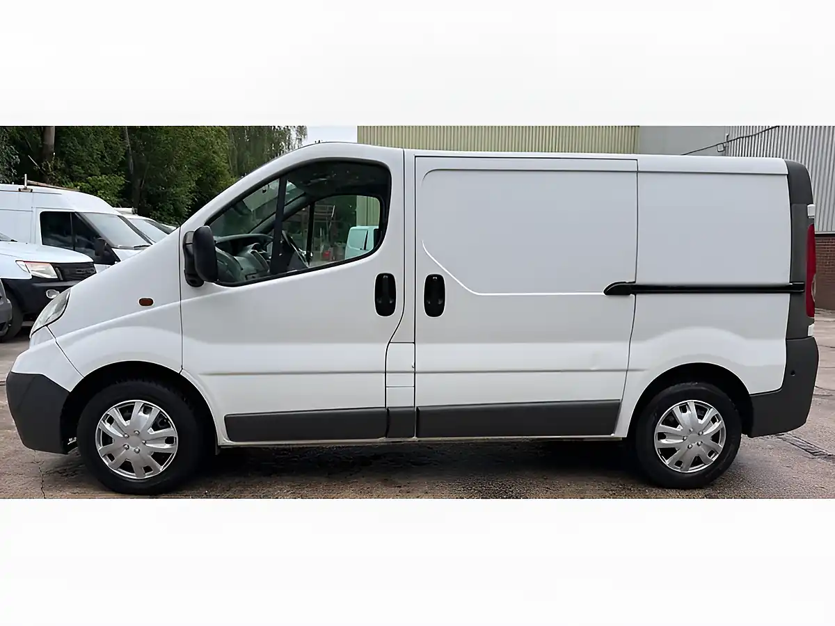 Used 2008 Vauxhall Vivaro Panel Van L3 Blue - Interior and Exterior details 5