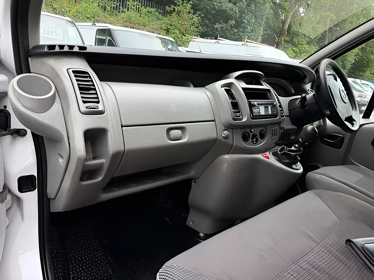 Used 2008 Vauxhall Vivaro Panel Van L3 Blue - Interior and Exterior details 7