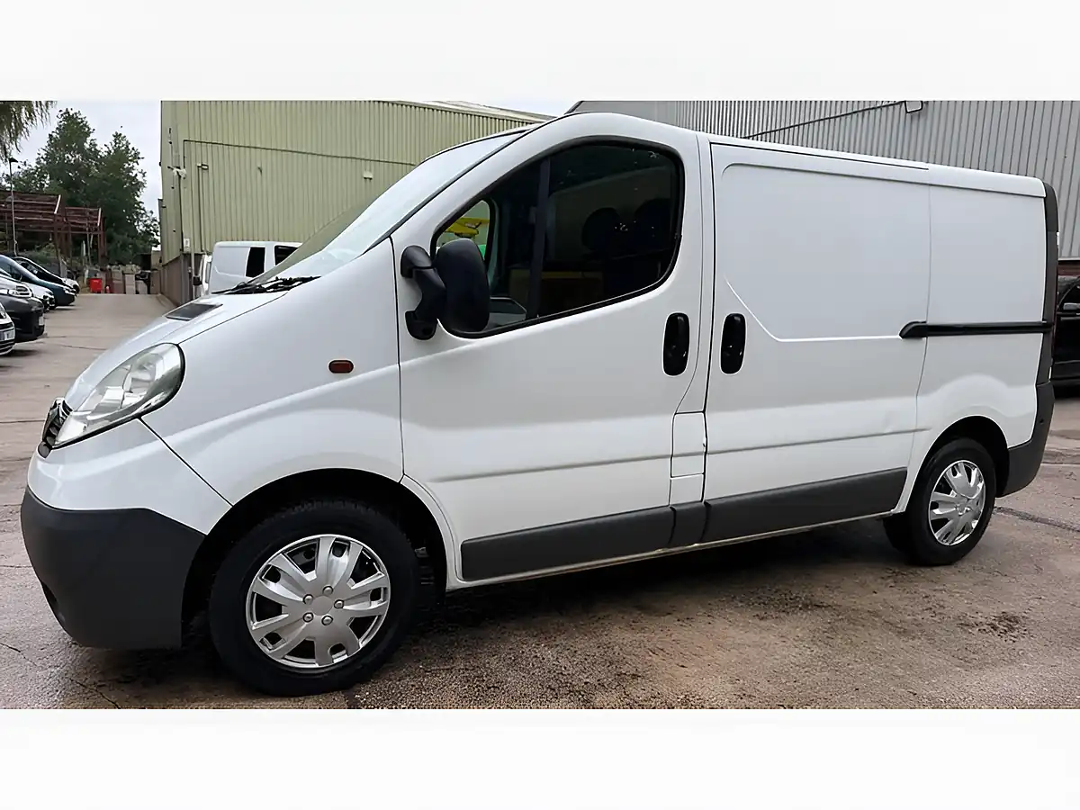 Used 2008 Vauxhall Vivaro Panel Van L3 Blue - Interior and Exterior details 9