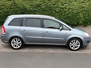 Used 2008 Vauxhall Zafira Design Silver - Interior and Exterior details 2