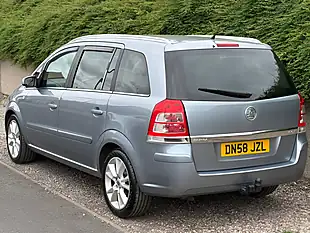Used 2008 Vauxhall Zafira Design Silver - Interior and Exterior details 5