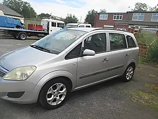 Used 2008 Vauxhall Zafira Life Silver - Interior and Exterior details 3