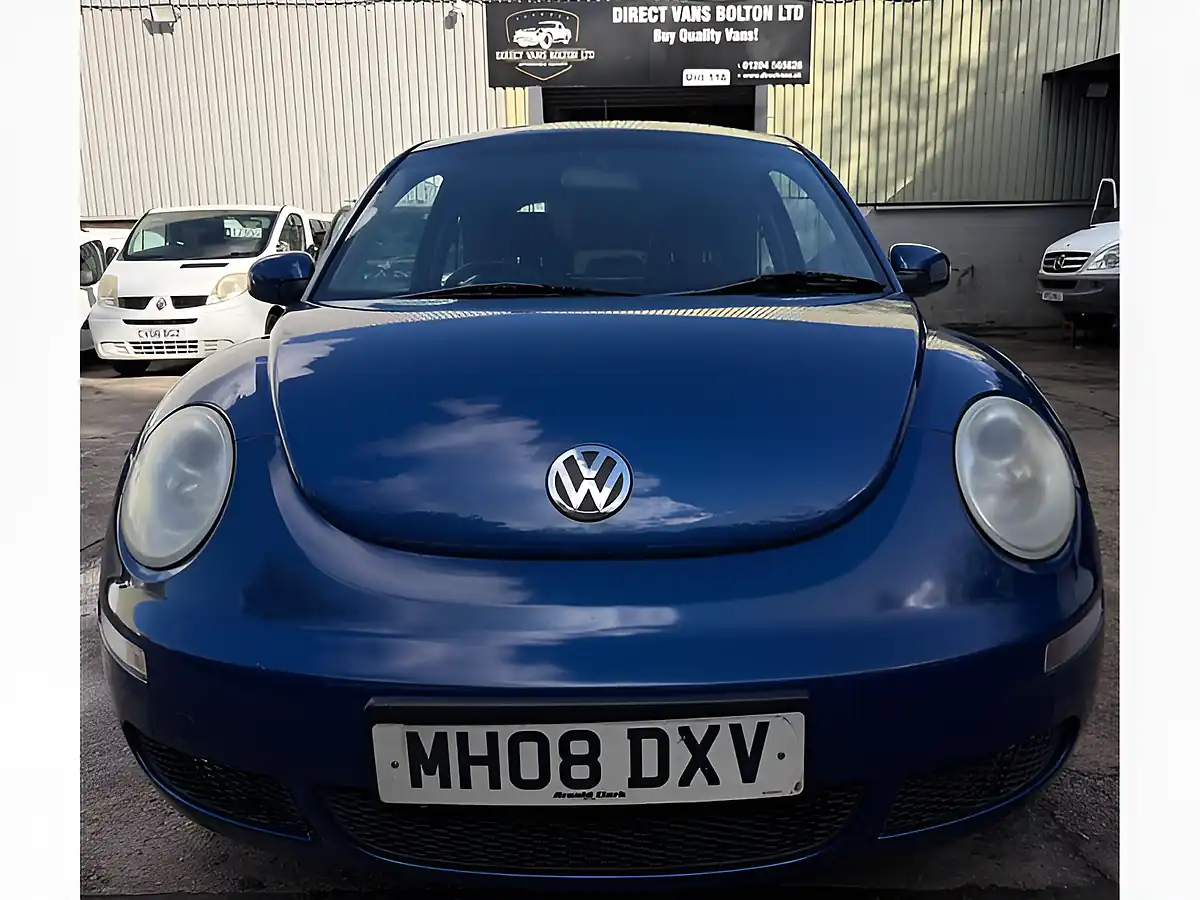 Used 2008 Volkswagen Beetle Luna Blue - Interior and Exterior details 5