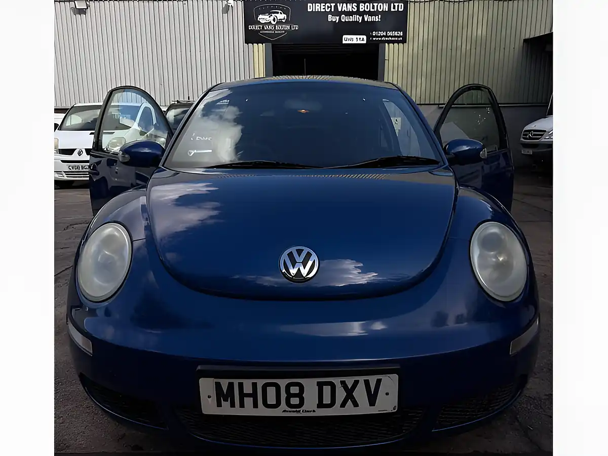 Used 2008 Volkswagen Beetle Luna Blue - Interior and Exterior details 6