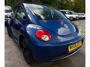 Used 2008 Volkswagen Beetle Luna Blue - Interior and Exterior details 9