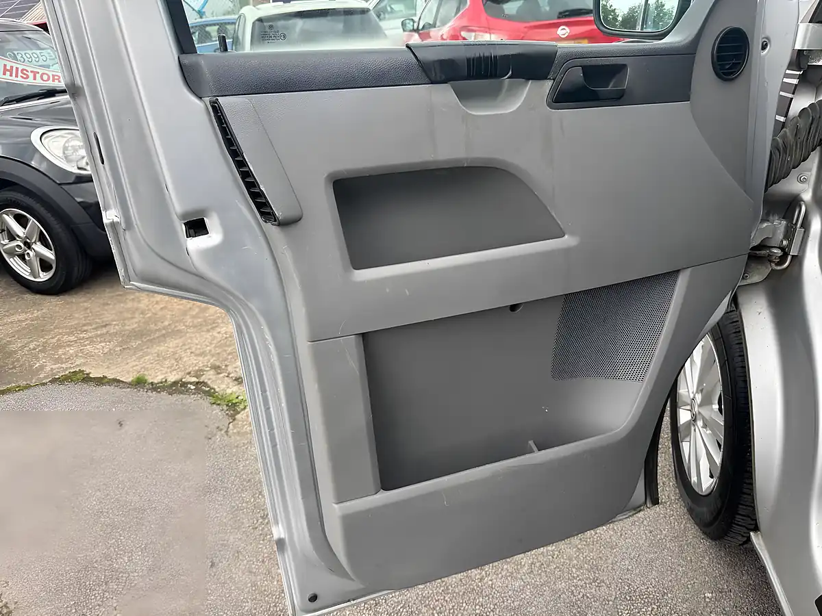 Used 2008 Volkswagen Campervan T30 Se L3 H1 Silver - Interior and Exterior details 19
