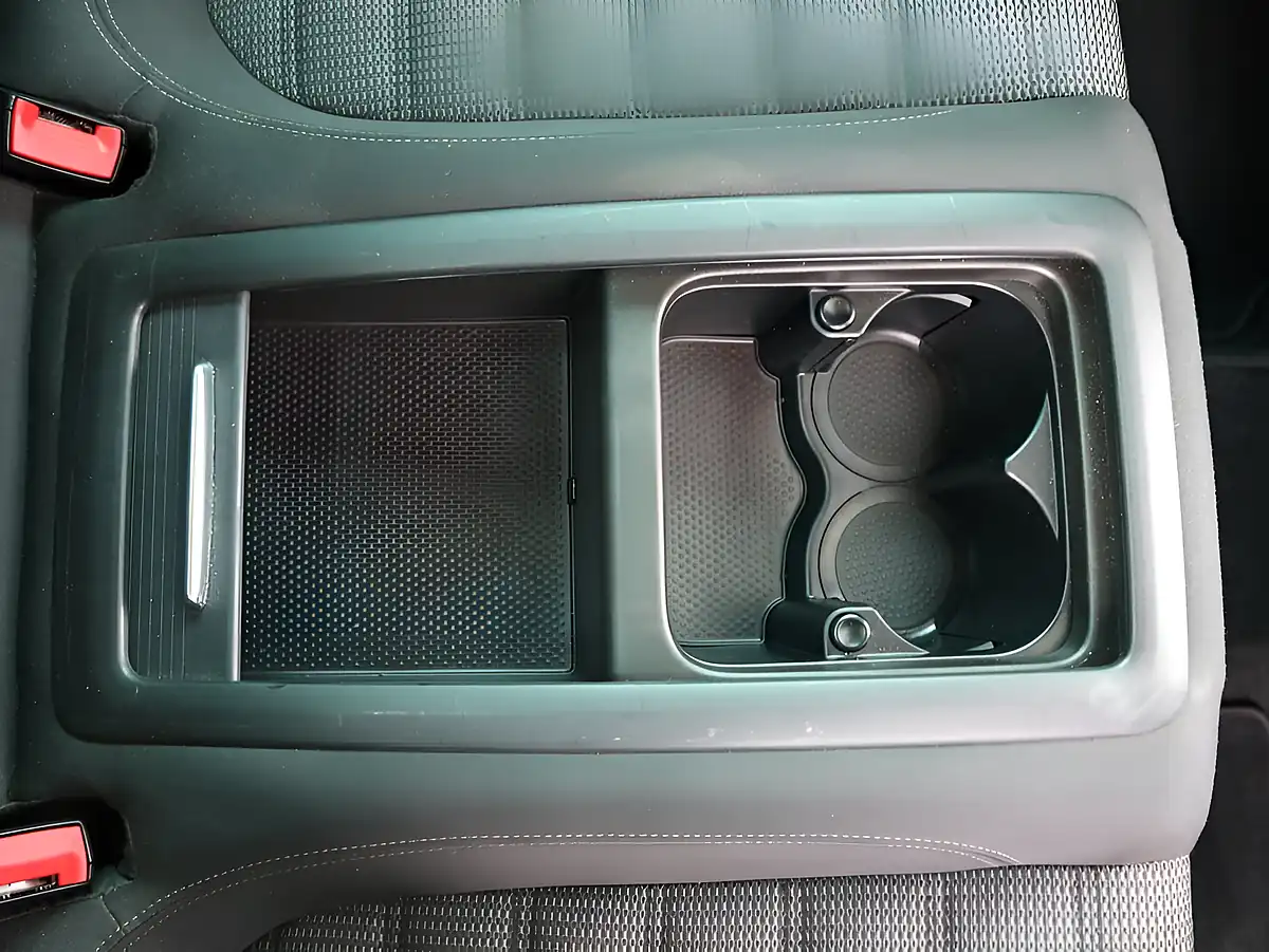 Used 2008 Volkswagen Cc Silver - Interior and Exterior details 17