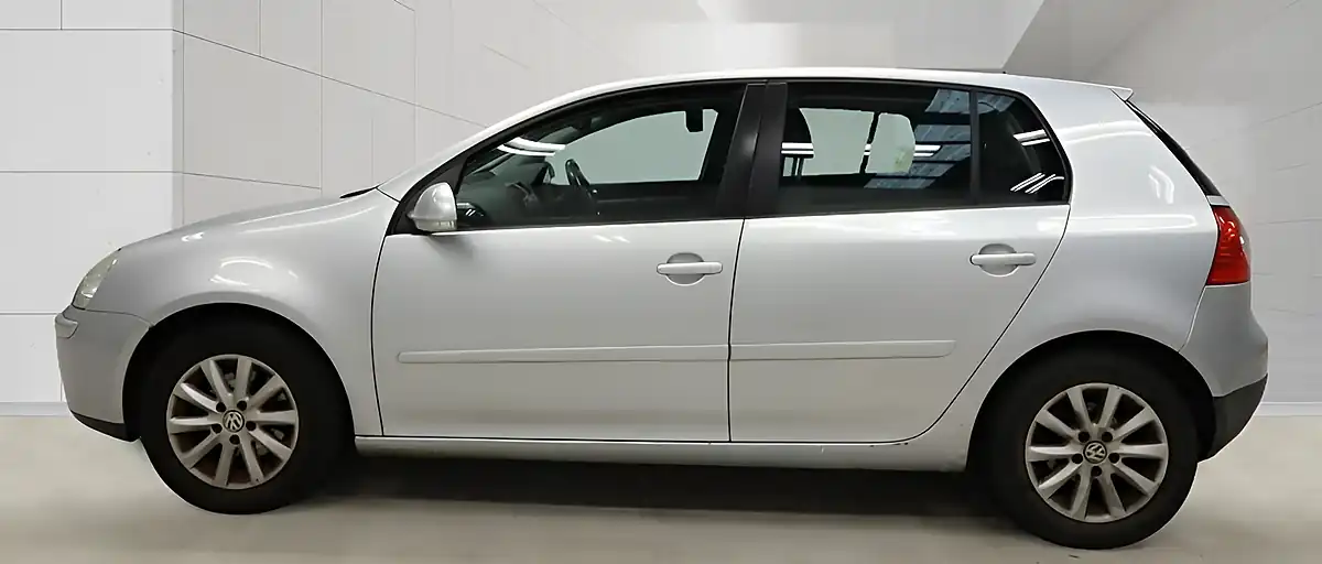 Used 2008 Volkswagen Golf Match Silver - Interior and Exterior details 5